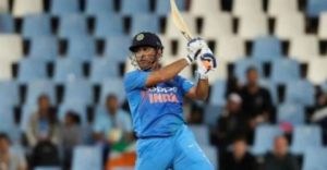 Sunil Gavaskar said - Dhoni's time is over
