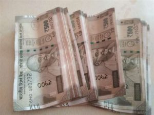 Paytm to distribute Rs 1,000 crore loan to shopkeepers by March