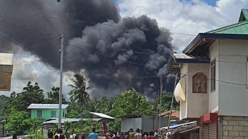Death-toll-in-Philippine-military-plane-crash-rises-to-50