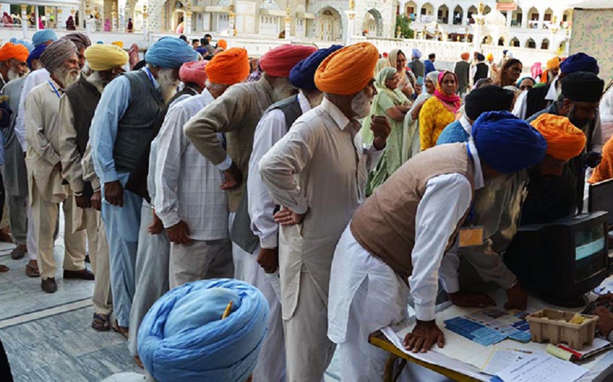 More-than-300-Sikh-and-Hindu-families-took-refuge-in-Kabuls-Gurdwara-in-Afghanistan-all-safe
