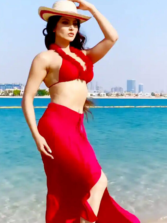Stylish Skirt Sets By Urvashi Rautela For A Sunny Day Out