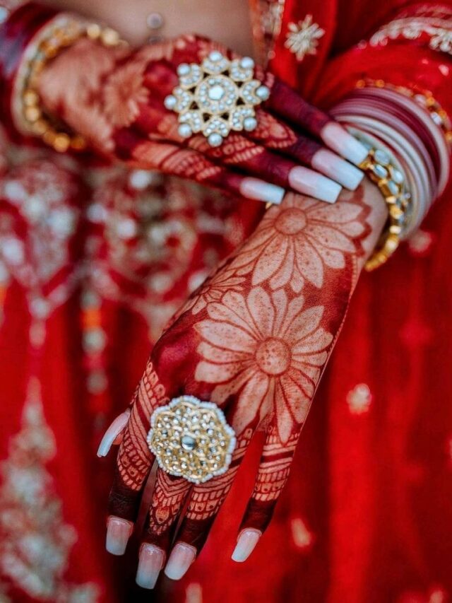 Pretty Mehndi Designs
