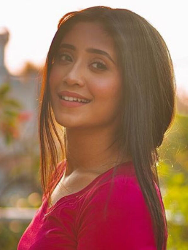 Shivangi joshi skincare routine for glowing skin
